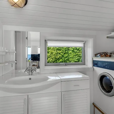 Tobias - 45m To The Inlet By Interhome Feriehus *