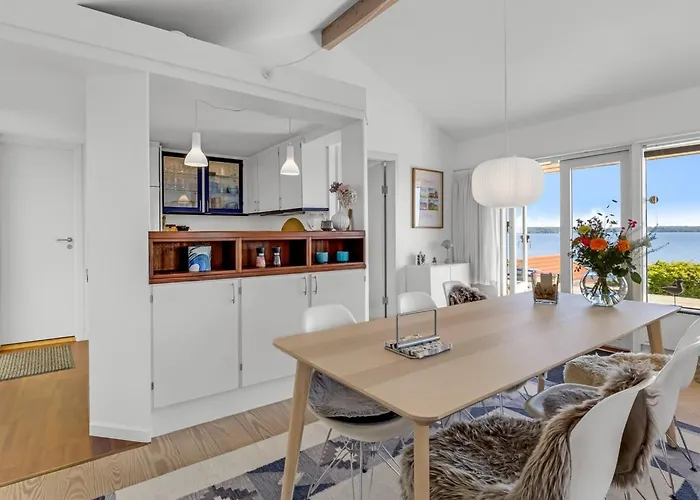 Nyaraló Tobias - 45m To The Fjord By Interhome *